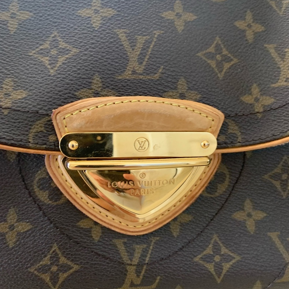 Louis Vuitton Beverly Shoulder Bag MM